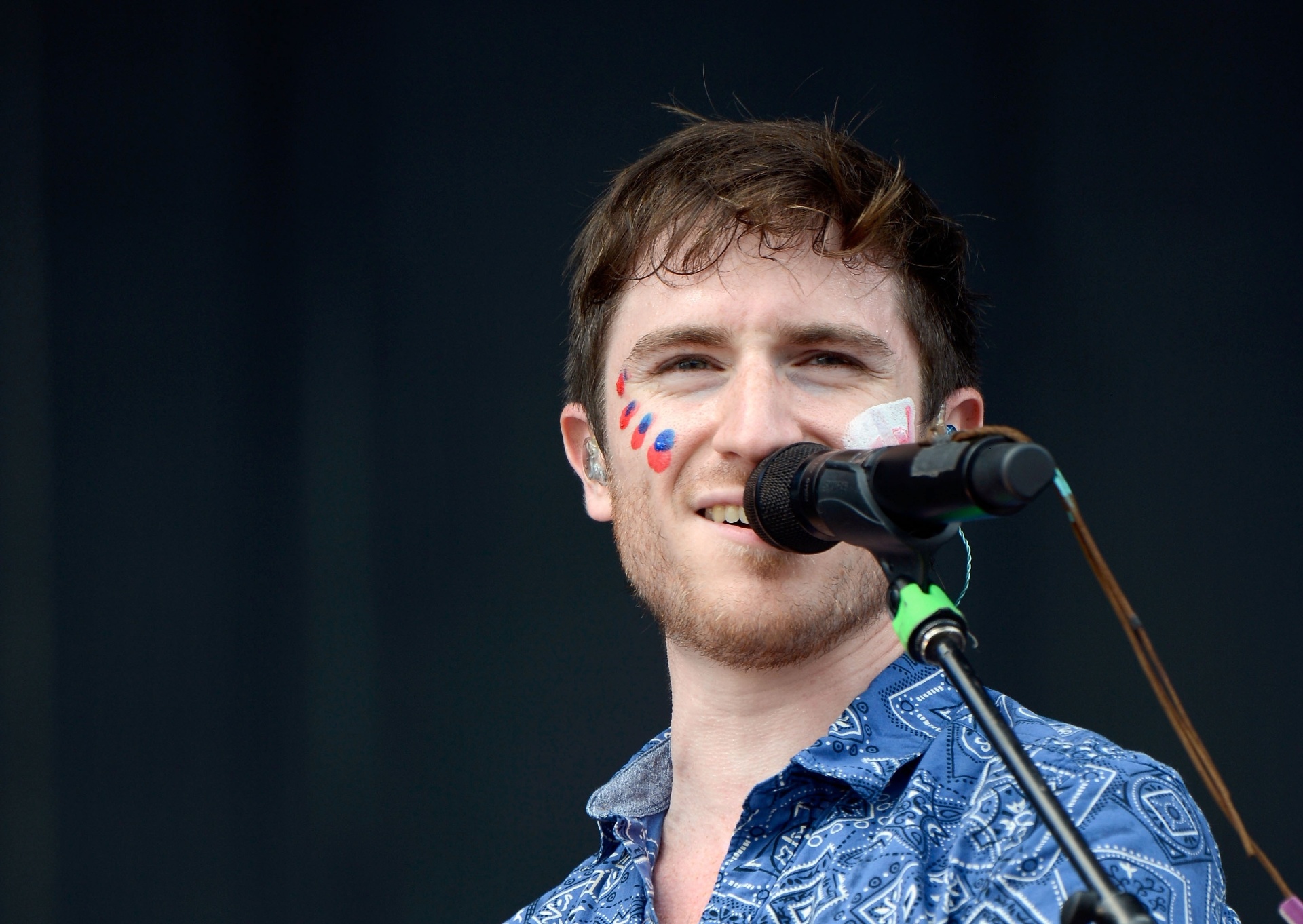 31.ago.2013 - A banda de indie-rock Walk The Moon se apresenta no Festival Budweiser Made in America, que acontece no Benjamin Franklin Parkway, na Filadélfia (EUA) - Getty Images