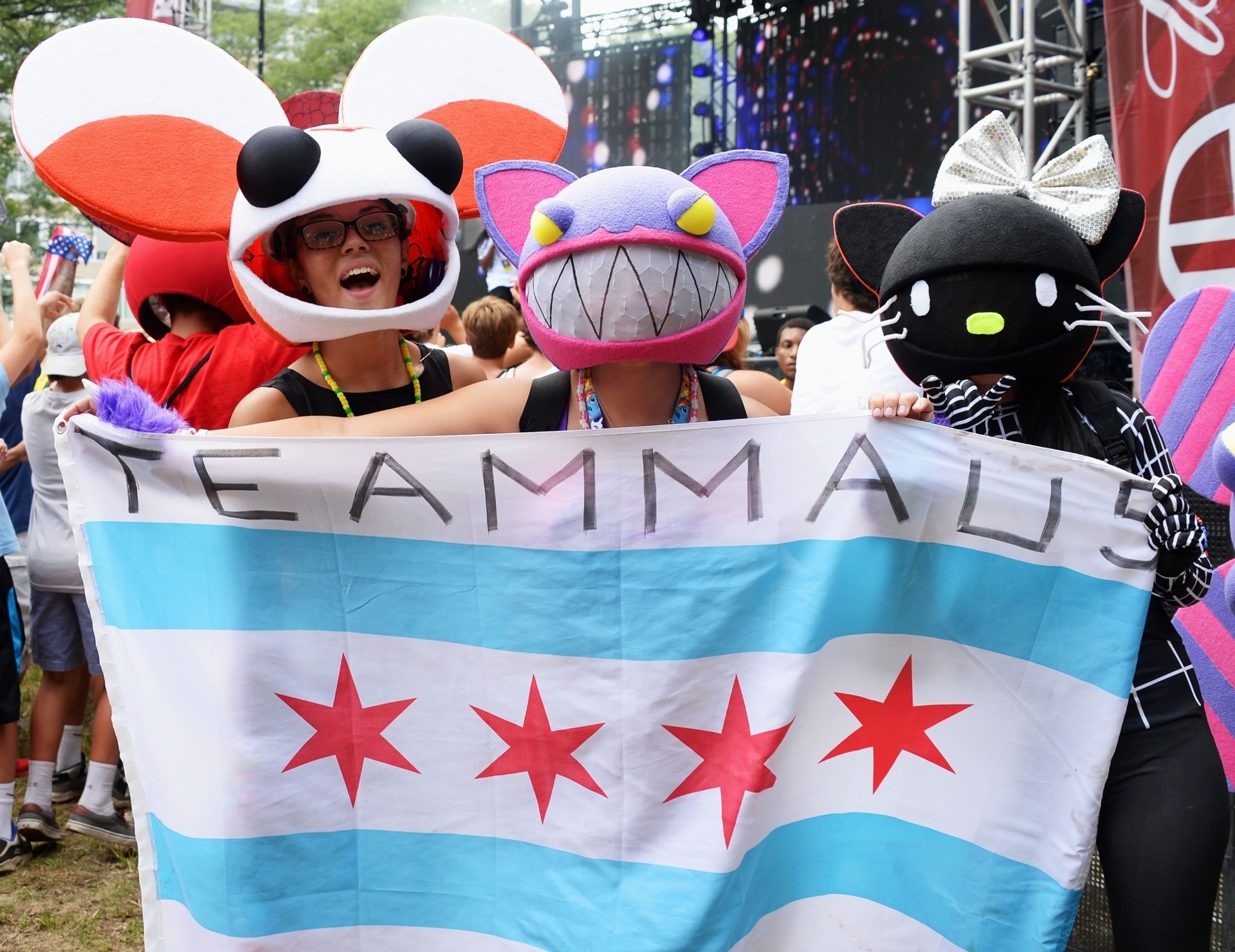 31.ago.2013 - Fãs abusam da criatividade para assistir ao Budweiser Made in America Festival, na Filadélfia (EUA) - Getty Images