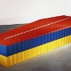 Obra "Lego Coffin" (2000) do artista Fernando Arias exposta na mostra "Cantos Cuentos Colombianos" na Casa Daros (RJ) - Peter Schalchli/Divulgação