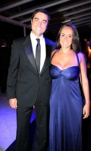 O casal Ricardo Pereira e Francisca Pinto marcam presença no baile de gala do Carnaval 2012