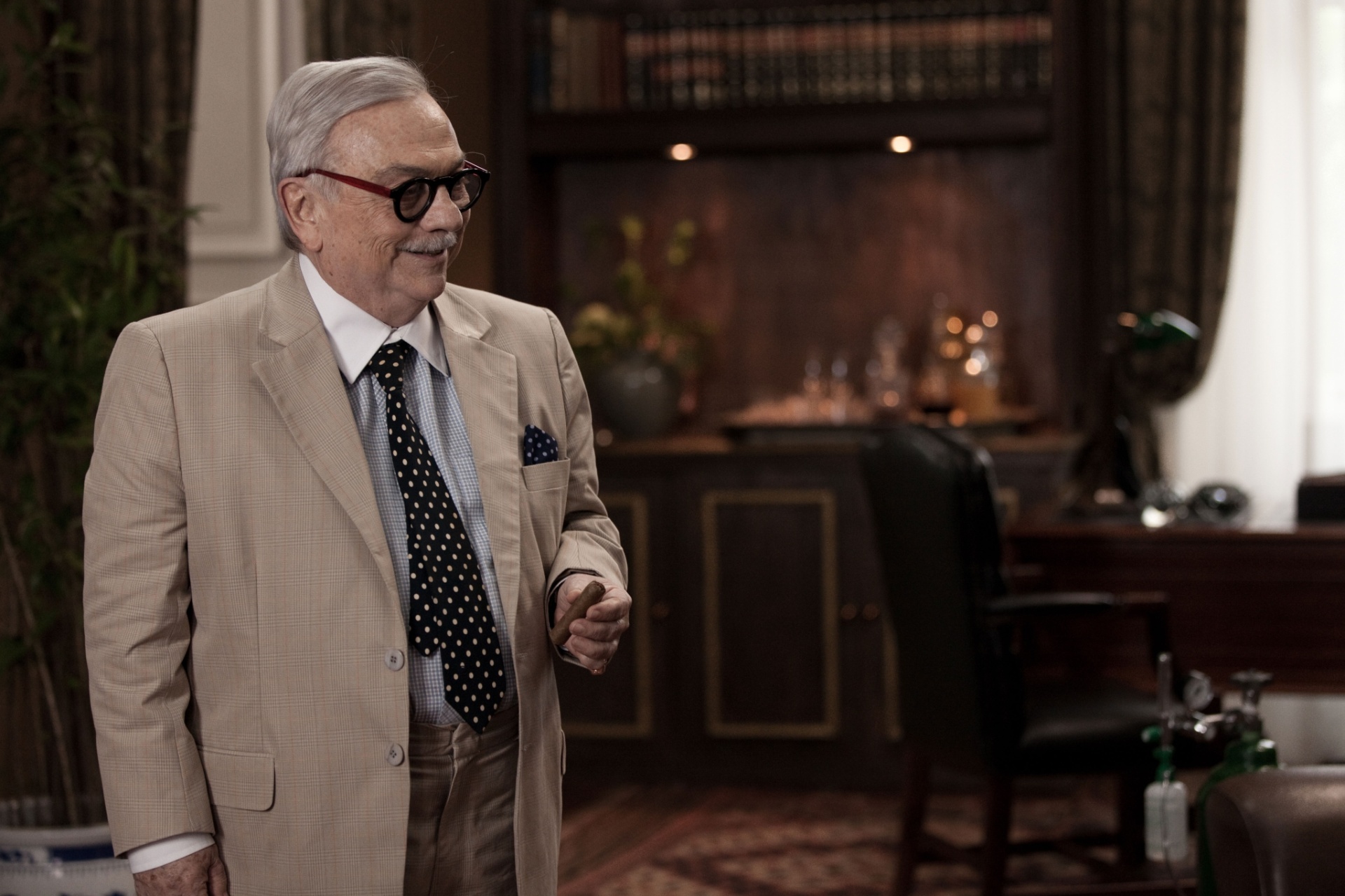 Cena do filme brasileiro "Casa da Mãe Joana 2", dirigido por Hugo Carvana. O longa conta com Paulo Betti e José Wilker no elenco - Divulgação / Imagem Filmes