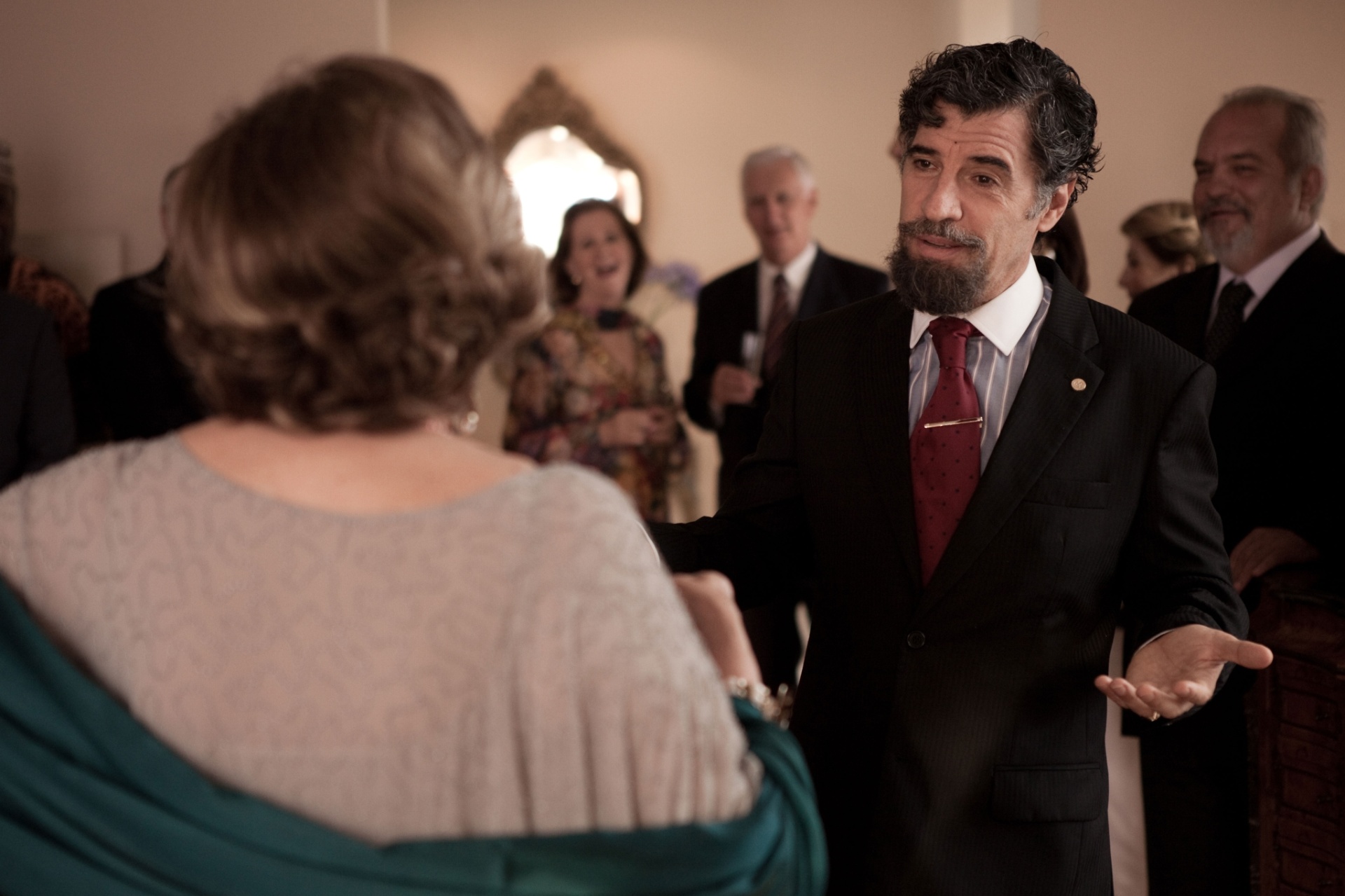 Cena do filme brasileiro "Casa da Mãe Joana 2", dirigido por Hugo Carvana. O longa conta com Paulo Betti e José Wilker no elenco - Divulgação / Imagem Filmes