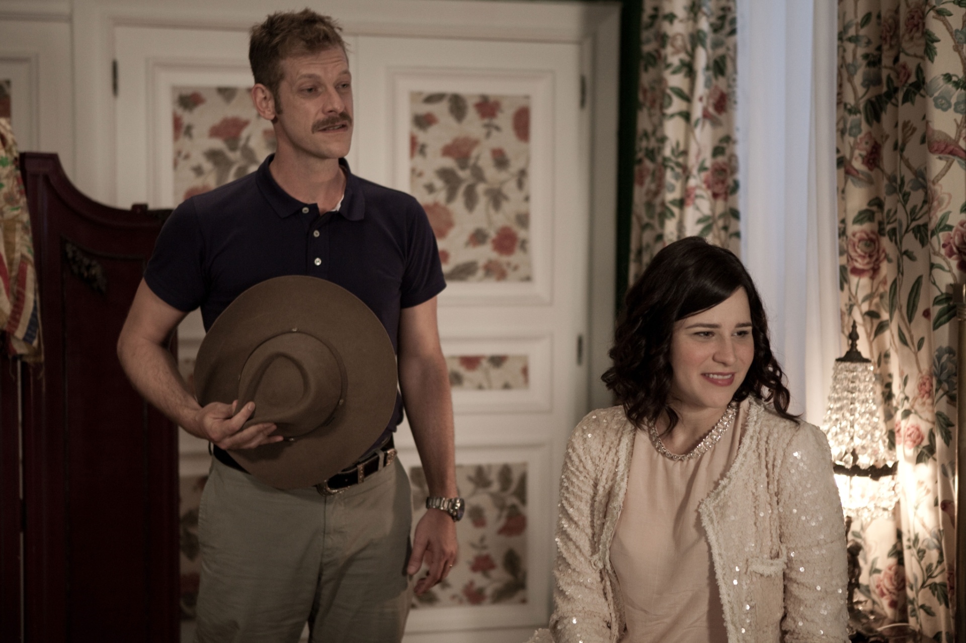 Cena do filme brasileiro "Casa da Mãe Joana 2", dirigido por Hugo Carvana. O longa conta com Paulo Betti e José Wilker no elenco - Divulgação / Imagem Filmes