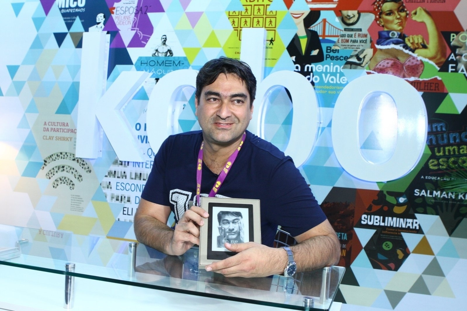 6.set.2013 - Jornalista Zeca Camargo lançou o livro "50, Eu?" na Bienal do Livro do Rio - Raphael Mesquita/Foto Rio News