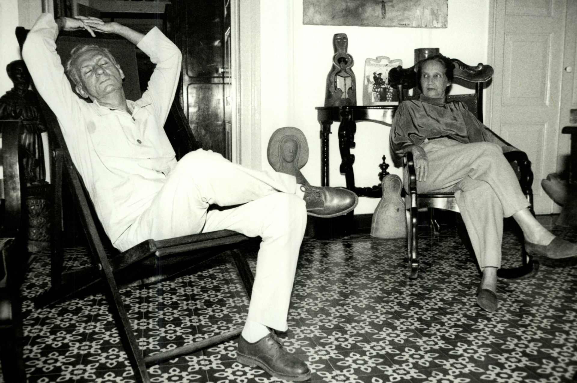 Literatura: o escritor, poeta e dramaturgo Ariano Suassuna e sua mulher Zélia, em Recife (PE). (Foto: . Negativo: 12116-1991) - Bel Pedrosa/Folhapress