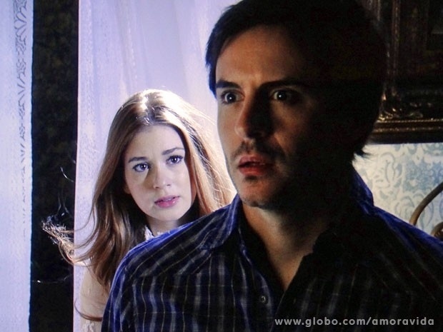 7.set.2013 - Espírito de Nicole (Marina Ruy Barbosa) fala com Thales (Ricardo Tozzi) pela primeira vez: "Você me enganou!"