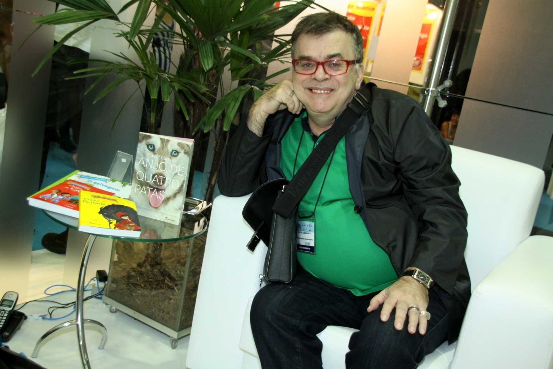 7.set.2013 - O autor de 'Amor à Vida" e escritor Walcyr Carrasco divulga seus livros infantis na Bienal do Livro do Rio de Janeiro - Graça Paes/Foto Rio News
