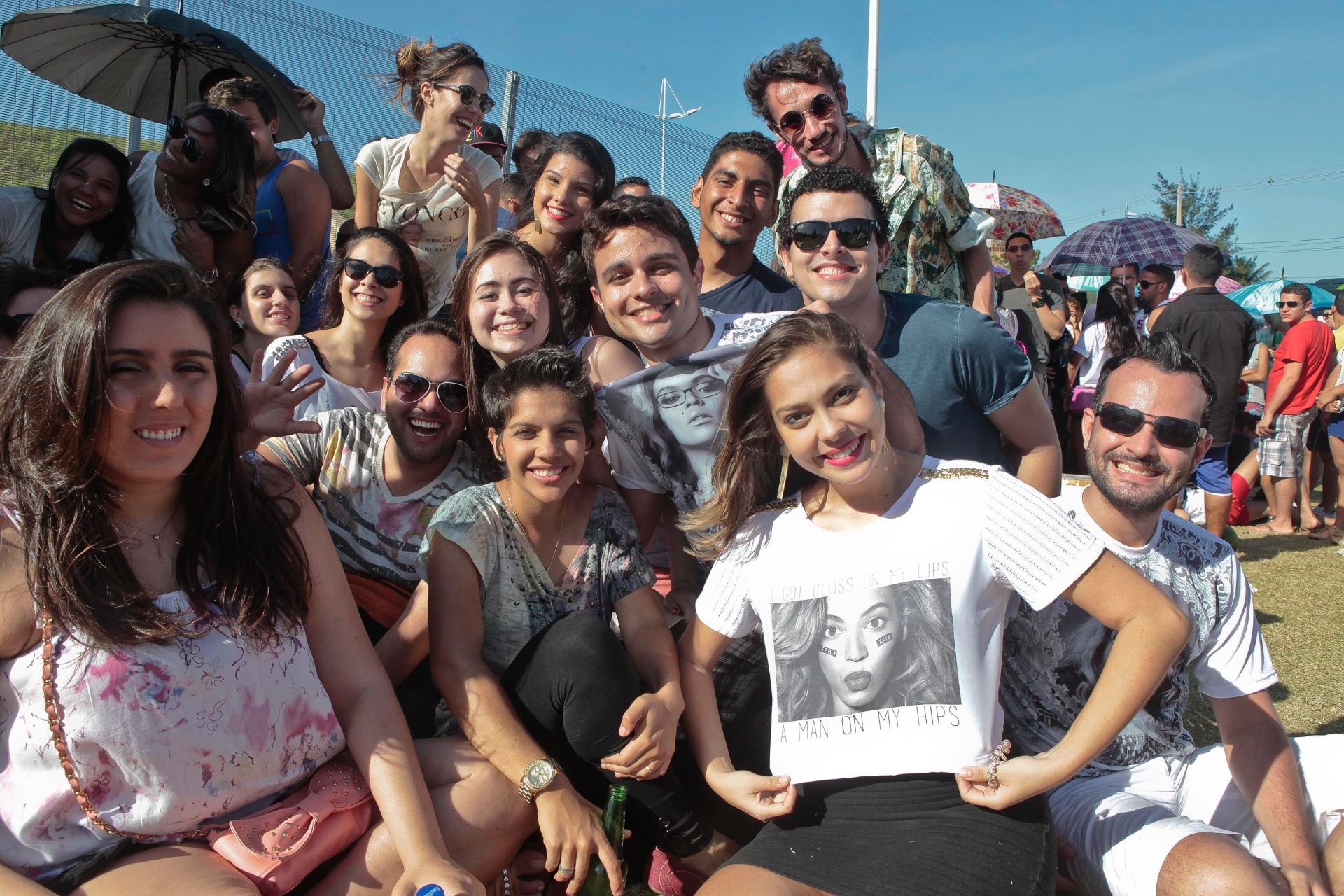 8.set.2013 - Público Beyoncé Fortaleza - Jarbas Oliveira/UOL