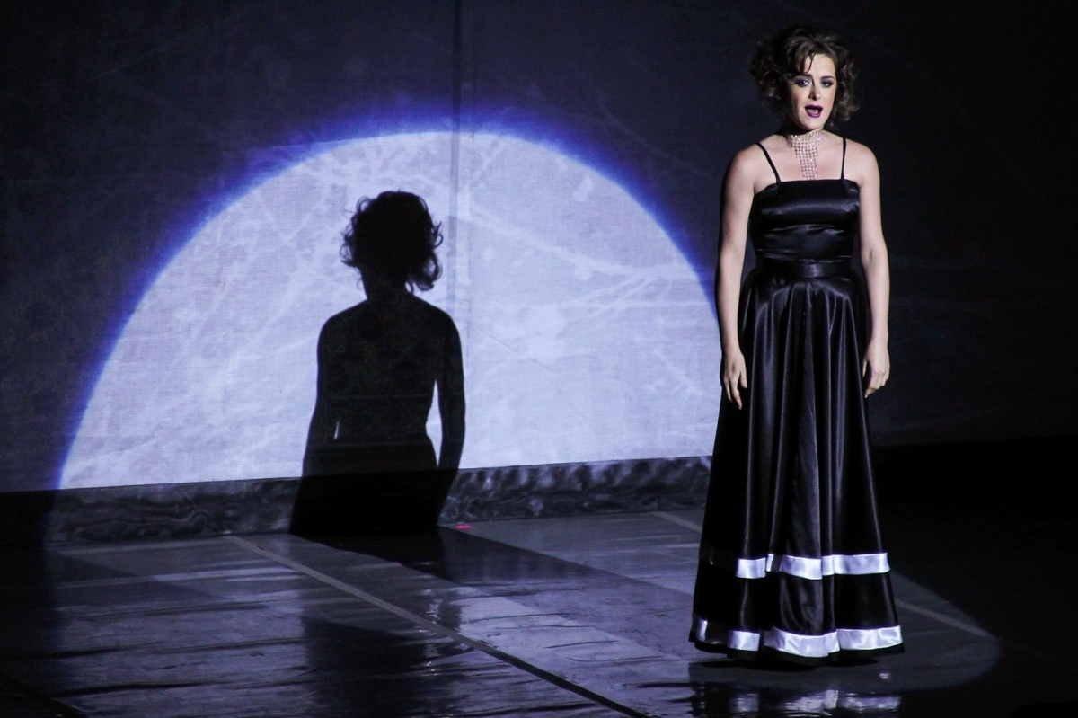 9.set.2013 - A apresentadora Alessandra Maestrini na ceriimônia do Prêmio Bibi Ferreira em São Paulo. O evento, em sua 1ª edição, escolhe os melhores profissionais e produções de teatro musical - Foto Rio News