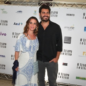  Vanessa Lóes e Thiago Lacerda na pré-estreia do filme "O Tempo e o Vento" 