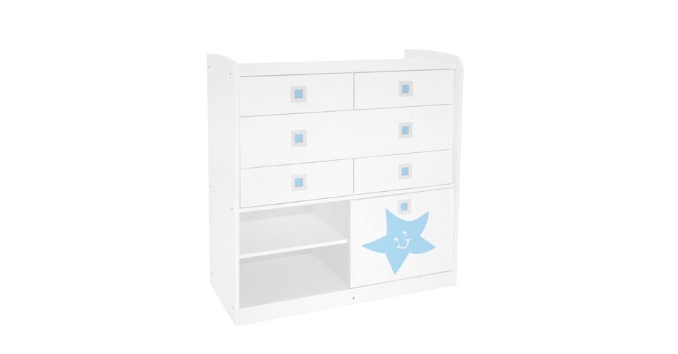 Cômoda infantil da linha Encanto da Santos Andirá. O móvel possui cinco gavetas e uma porta deslizante. A peça, que também está disponível na versão branco com rosa, 99 cm de altura, 103 cm de largura e 50 cm de profundidade. Na Mobly (http://www.mobly.com.br/), R$ 359. Preço pesquisado em setembro de 2013 e sujeito a alteração - Divulgação