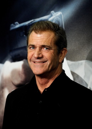 Representante de Mel Gibson nega agressão e diz que o ator foi perseguido pela jornalista