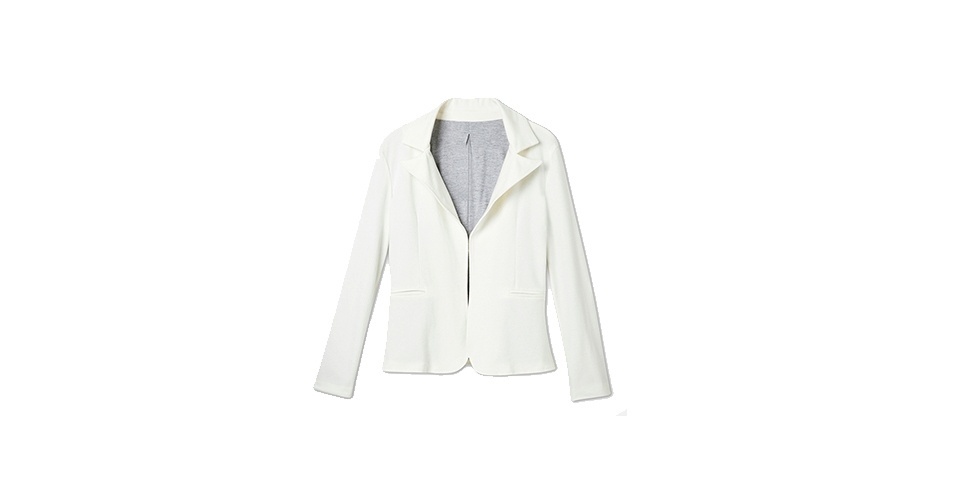 Blazer branco em algodão; R$ 219, na My Basic (www.mybasic.com.br) Preço pesquisado em setembro de 2013 e sujeito a alterações - Divulgação