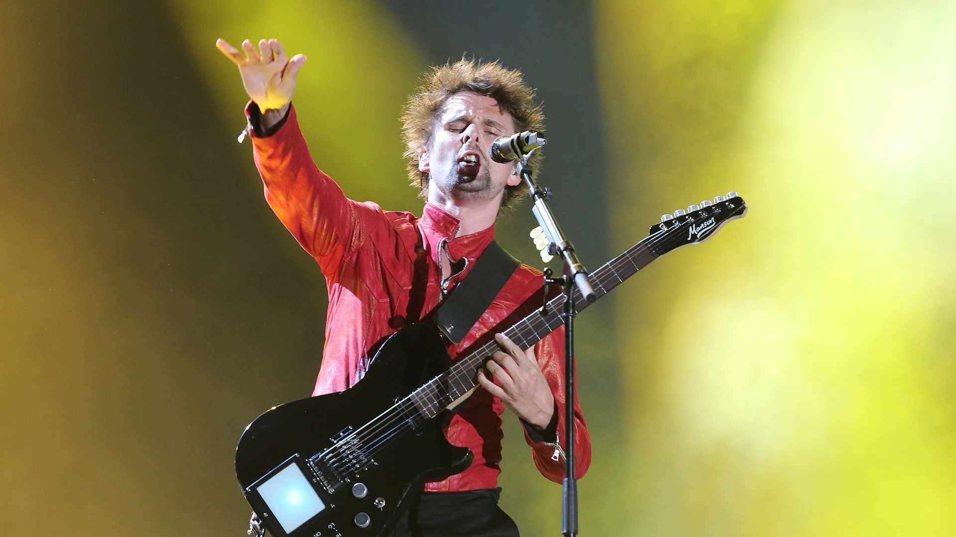 14.set.2013 - A banda Muse se apresenta no último show do palco Mundo no segundo dia do Rock in Rio 2013 - Marco Antônio Teixeira/UOL