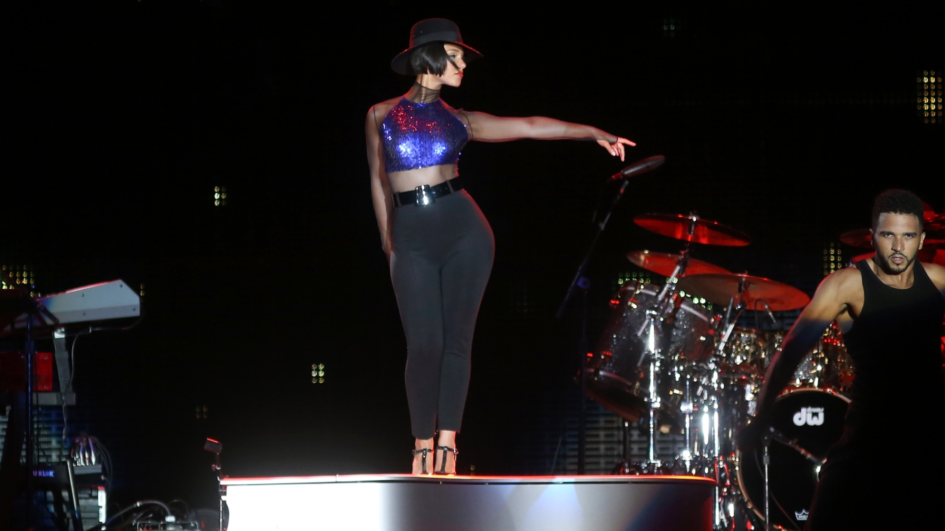 15.set.2013 - Alicia Keys se apresenta no Palco Mundo no terceiro dia do Rock in Rio 2013 - Fernando Maia/UOL