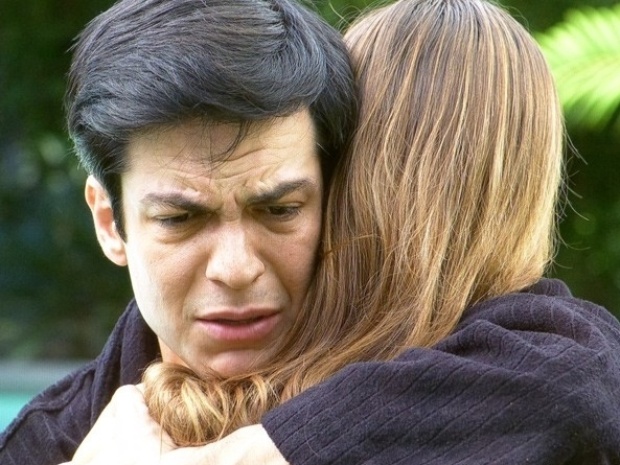 Em "Amor à Vida", Paloma confronta Félix, mas cai na lábia do irmão