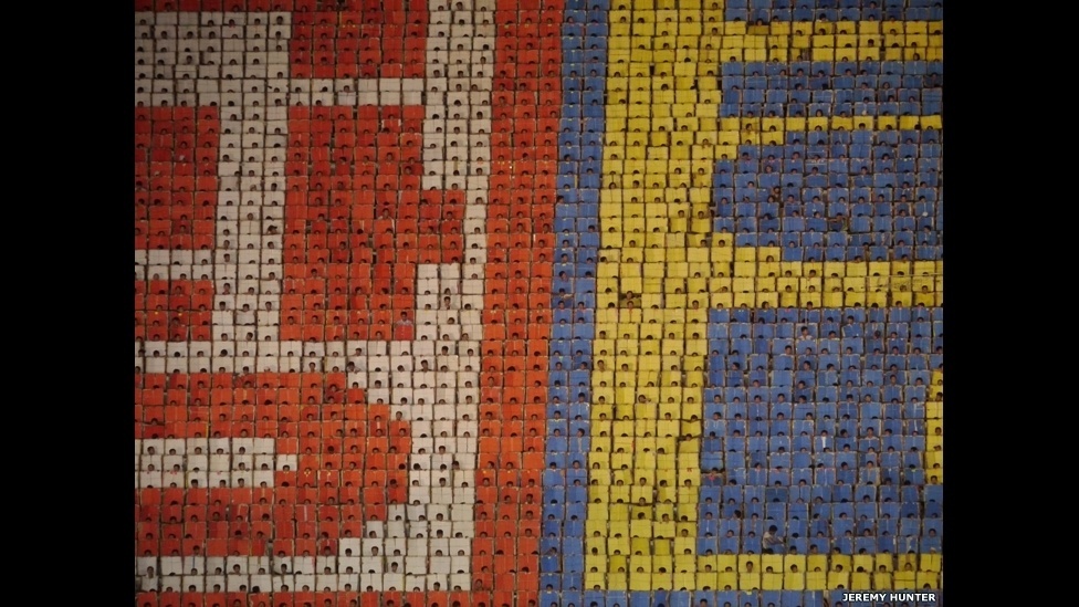 A exposição "Cores Verdadeiras" na galeria ATLAS, em Londres, destaca fotógrafos que expandiram os limites do meio, desde os primeiros trabalhos a cores de Ernst Haas a aplicações mais contemporâneas - Jeremy Hunter