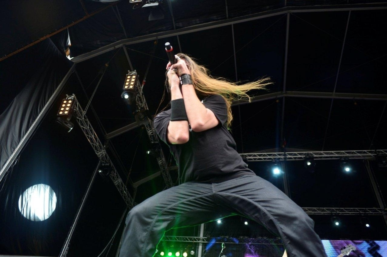 19.set.2013 - Leo Belling e a banda República abrem segundo final de semana do Rock in Rio no palco Sunset - Andre Muzell/AgNews