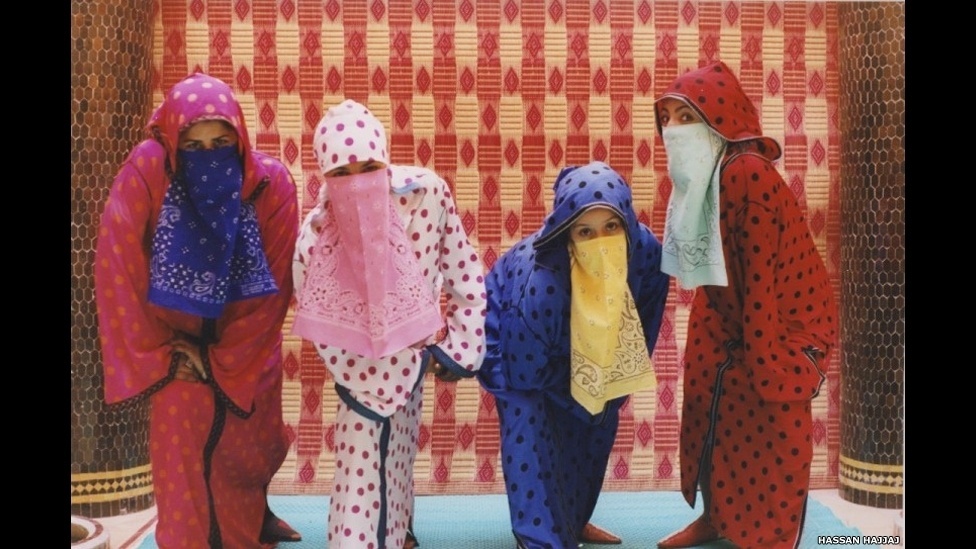 Uma série de exposições itinerantes no Marrocos preparam a inauguração de um grande museu dedicado à fotografia no país. O Museu de Fotografia e Arte Visual de Marrakech, projetado pelo arquiteto britânico David Chipperfield, ainda está em fase de construção - Hassan Hajjaj