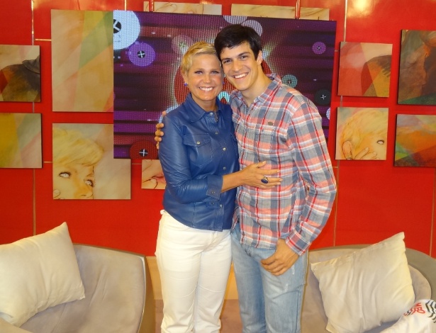 Mateus Solano participa do programa "TV Xuxa" - AM Company