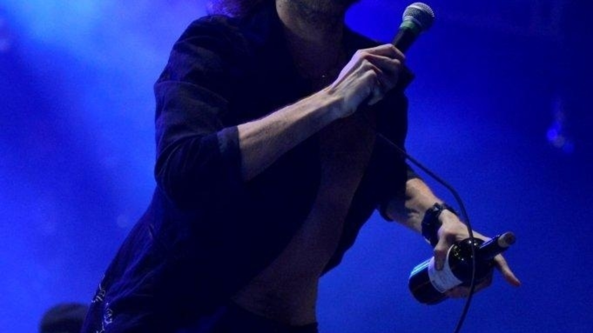 21.set.2013 - Banda Gogol Bordello se apresenta junto com o cantor Lenine no Palco Sunset do Rock in Rio - Andre Muzell/AgNews