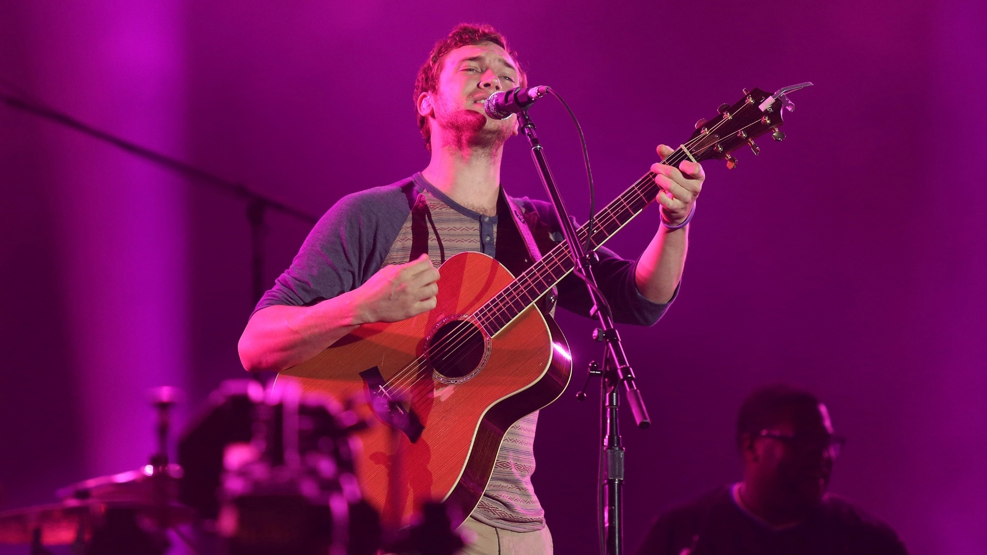 21.set.2013 - O cantor Phillip Phillips se apresenta no Palco Mundo do Rock in Rio - Fernando Maia/UOL