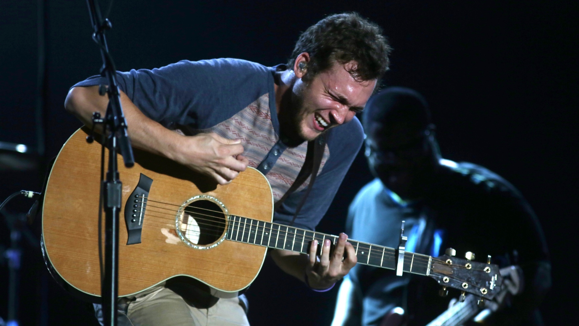21.set.2013 - O cantor Phillip Phillips se apresenta no Palco Mundo do Rock in Rio - Fernando Maia/UOL