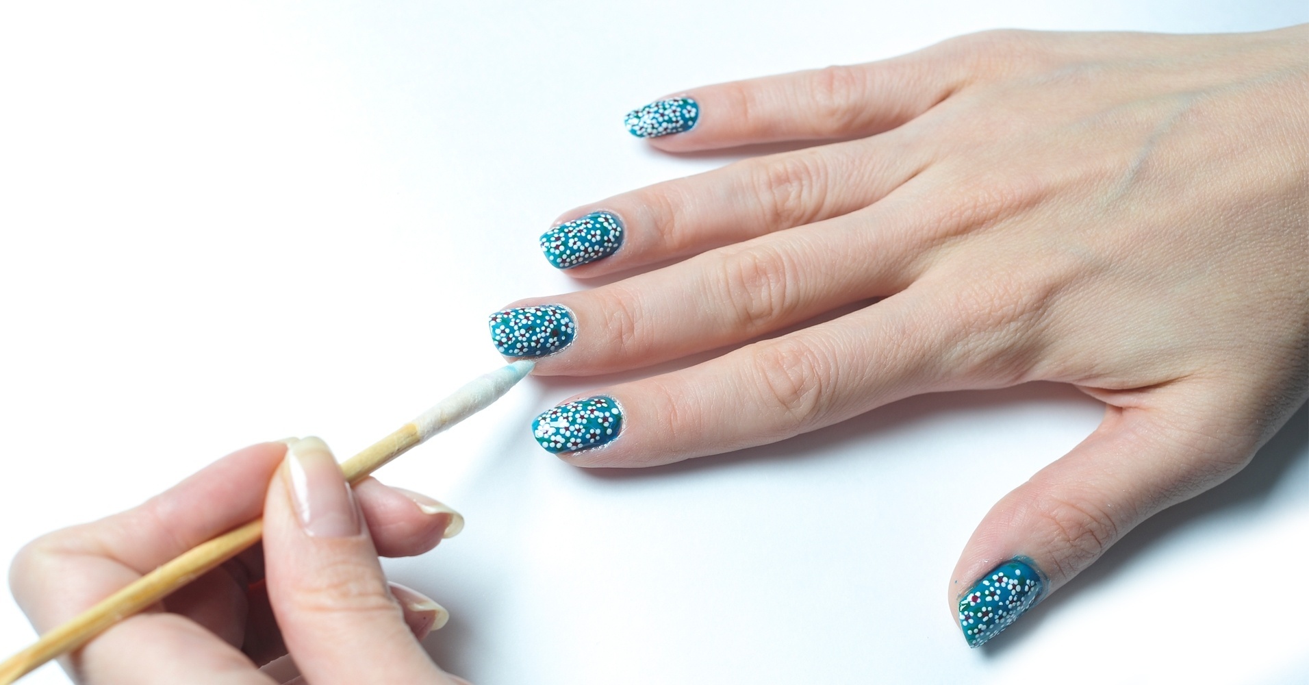 Unhas Liberty - palito de madeira - Cauê Moreno/UOL