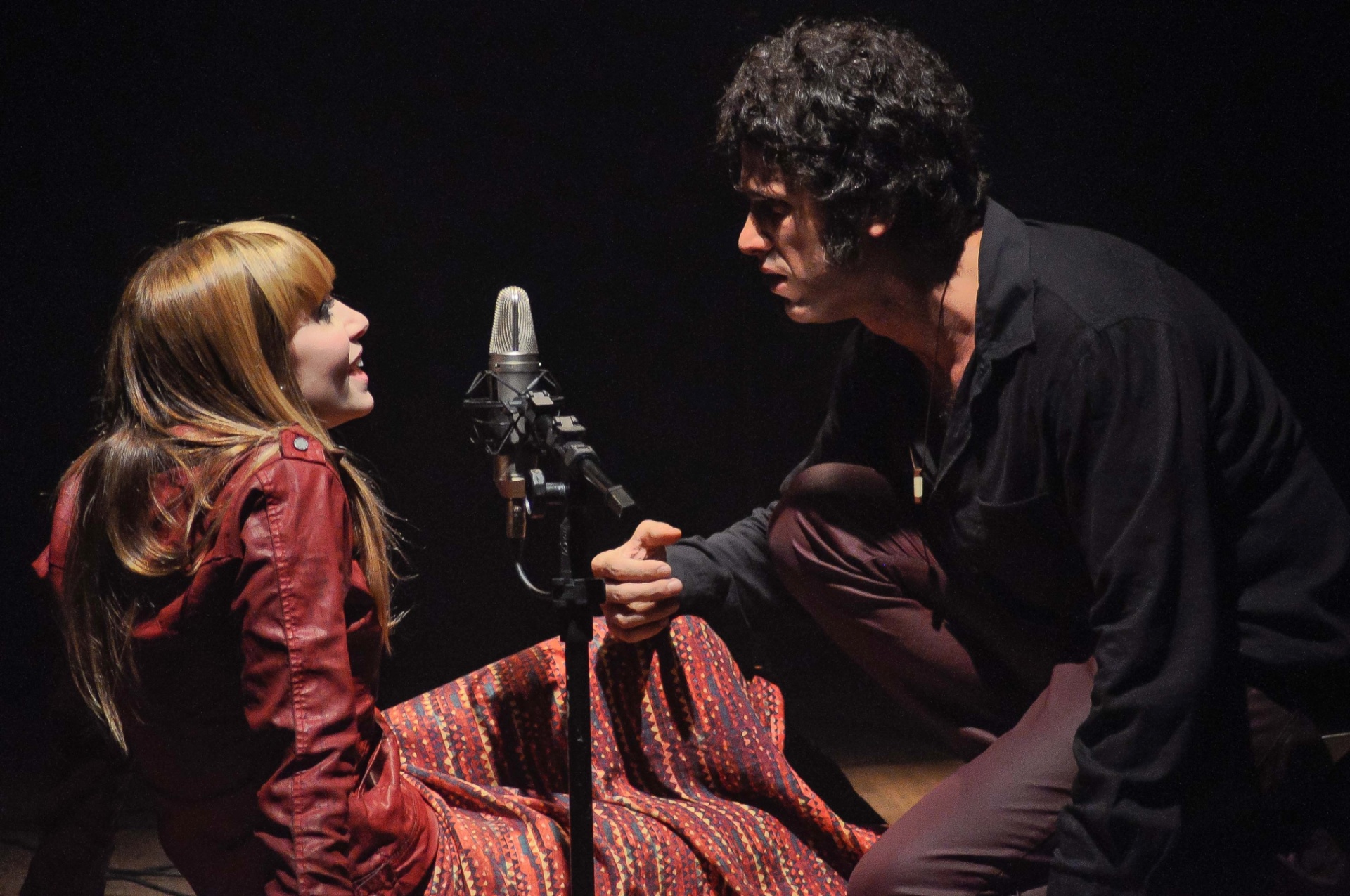 Eriberto Leão vive Jim Morrison no teatro - Guilherme Forton