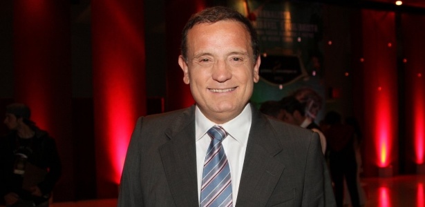 24.set.2013 - O jornalista e apresentador Roberto Cabrini, do SBT, comparece ao Prêmio Comunique-se - Thiago Duran / AgNews