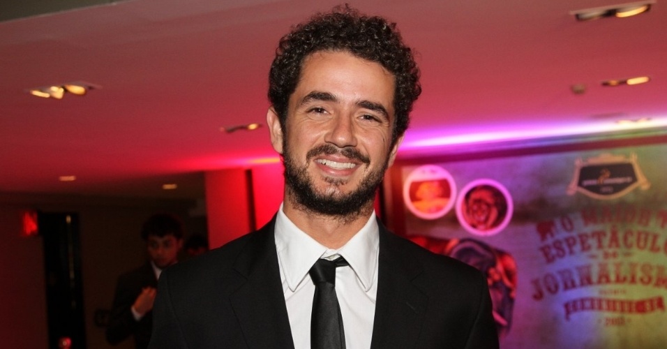 24.set.2013 - O jornalista e humorista Felipe Andreoli, do programa "CQC", comparece ao Prêmio Comunique-se