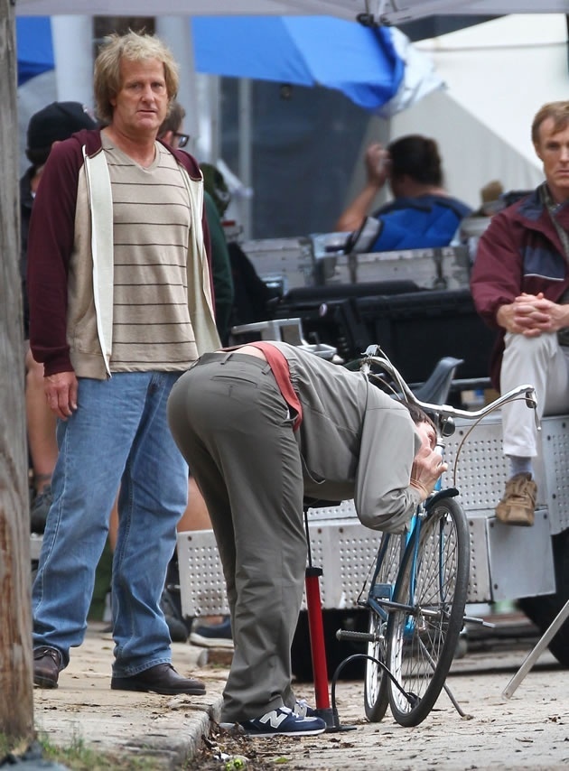 Jeff Daniels e Jim Carrey em cena do novo filme da dupla Debi e Lóide - Reprodução