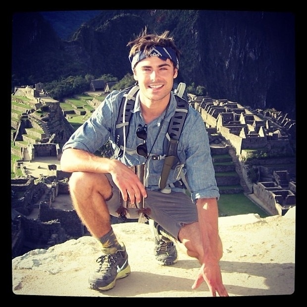 27.set.2013 - Zac Efron compartilhou com seus fãs um registro de sua recente viagem ao Peru