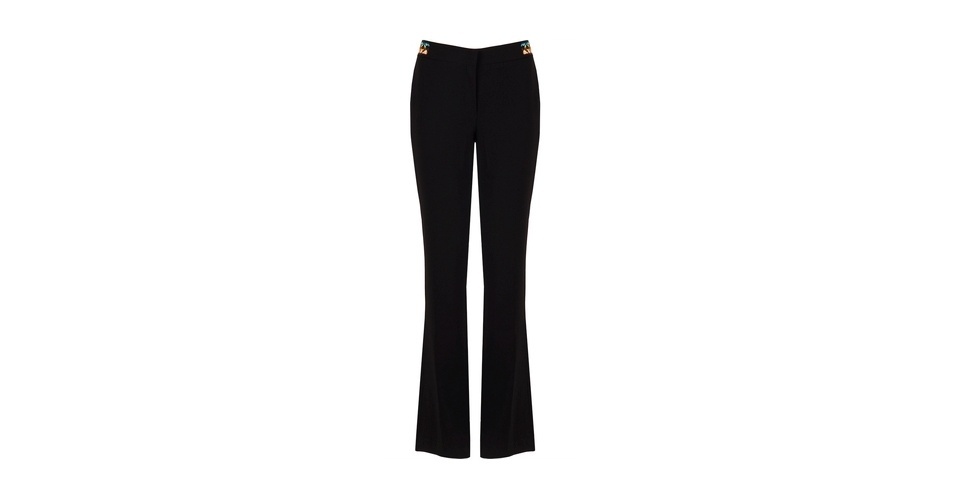 Calça flare preta; R$ 298, na Capitollium (www.capitollium.com.br). Preço pesquisado em setembro de 2013 e sujeito a alterações - Divulgação