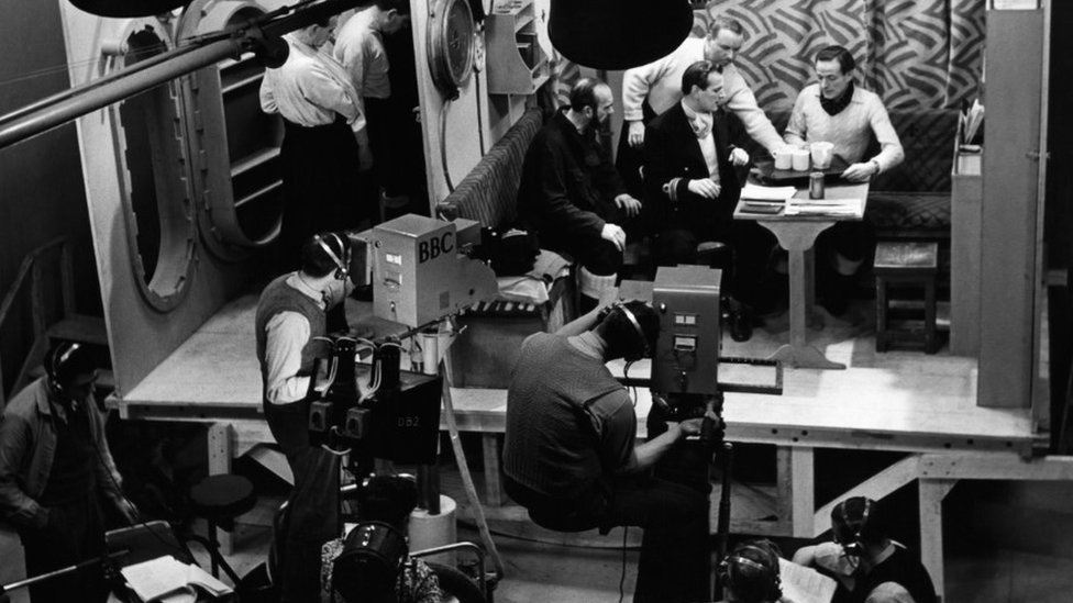 A Heritage Lottery Fund, a fundação ligada a Loteria Nacional da Grã-Bretanha que financia projetos ligados ao patrimônio, é a responsável pela reforma, que custou R$ 87 milhões, do teatro, do East Court e dos estúdios da BBC. A abertura está prevista para 2017 - BBC