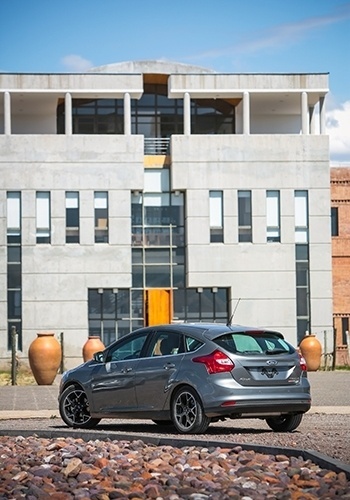 Ford Focus 2.0 Titanium 2014 - Divulgação