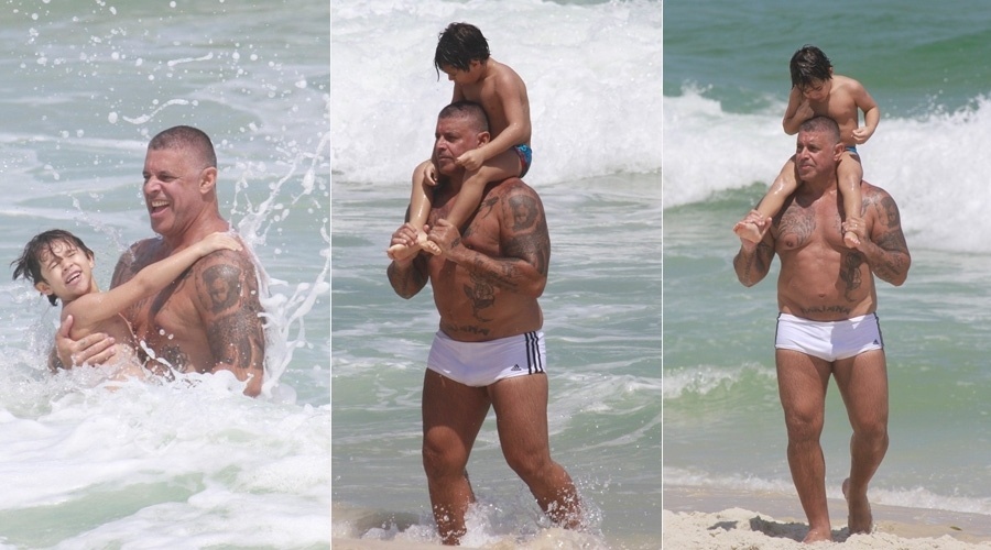 1.out.2013 - Alexandre Frota se divertiu com o filho, Enzo Gabriel, na praia da Barra, no Rio. O ator acaba de lançar a biografia 