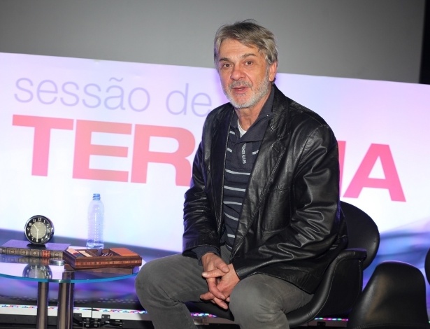 2.out.2013 - Zécarlos Machado, protagonista de "Sessão de Terapia", apresenta segunda temporada da série durante evento em São Paulo