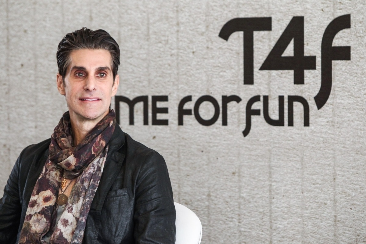 10.out.2013 - Perry Farrell, criador do festival Lollapalooza, durante coletiva de imprensa no autódromo de Interlagos, em São Paulo, que anunciou local e data da edição de 2014 do festival. - Manuela Scarpa/Foto Rio News