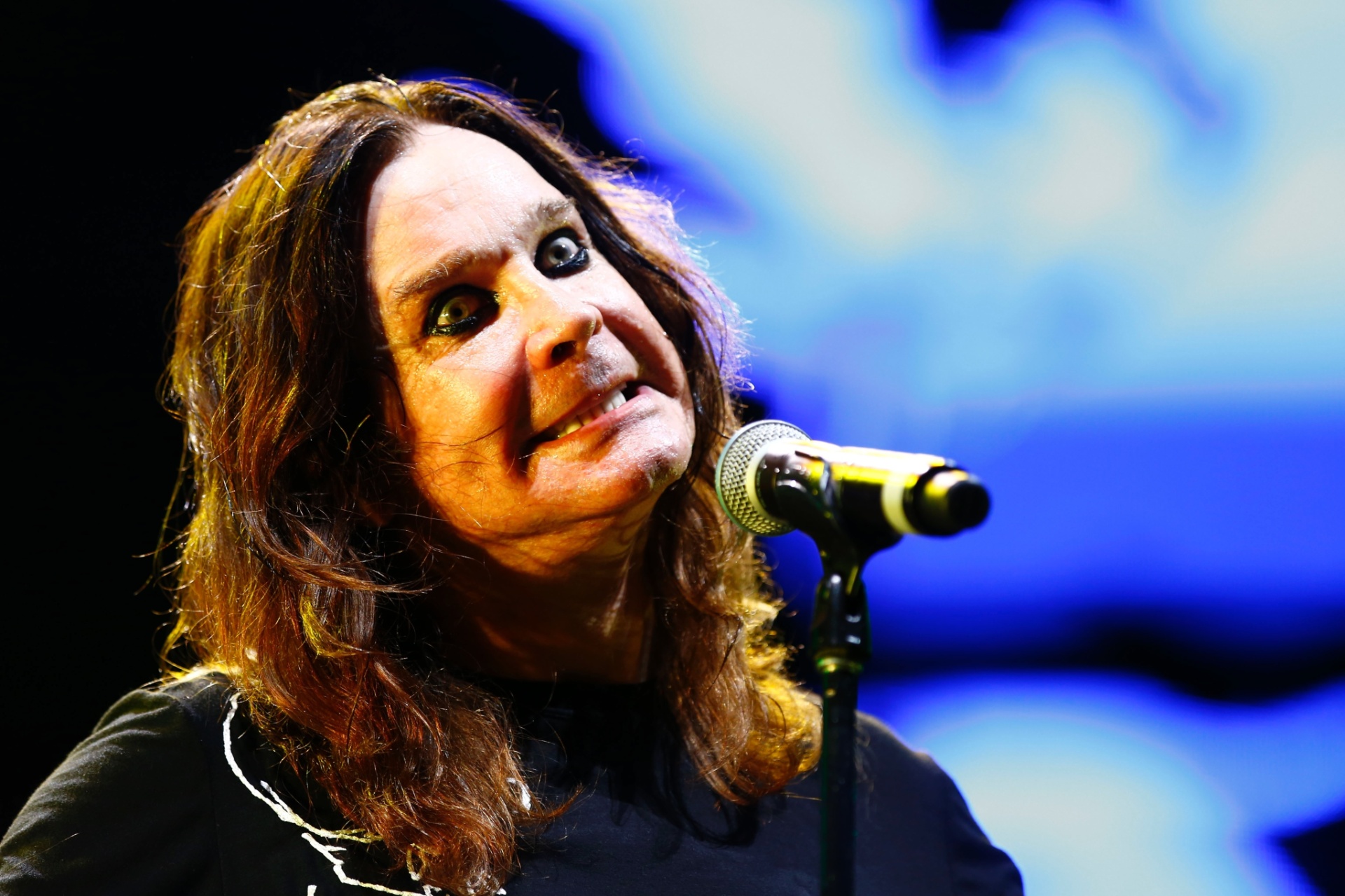 15.out.2013 -  A banda inglesa de heavy metal, Black Sabbath se apresenta na esplanada do estádio do Mineirão. Ozzy Osbourne (voz), Tony Iommi (guitarra) e Geezer Butler (baixo) fazem último show da turnê pelo Brasil - Marcus Desimoni/UOL