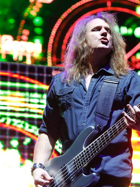 15.out.2013 - O grupo Megadeth, liderado pelo vocalista e guitarrista Dave Mustaine, se apresenta na esplanada do estadio do Mineirao, em abertura ao show do Black Sabbath - Marcus Desimoni/UOL
