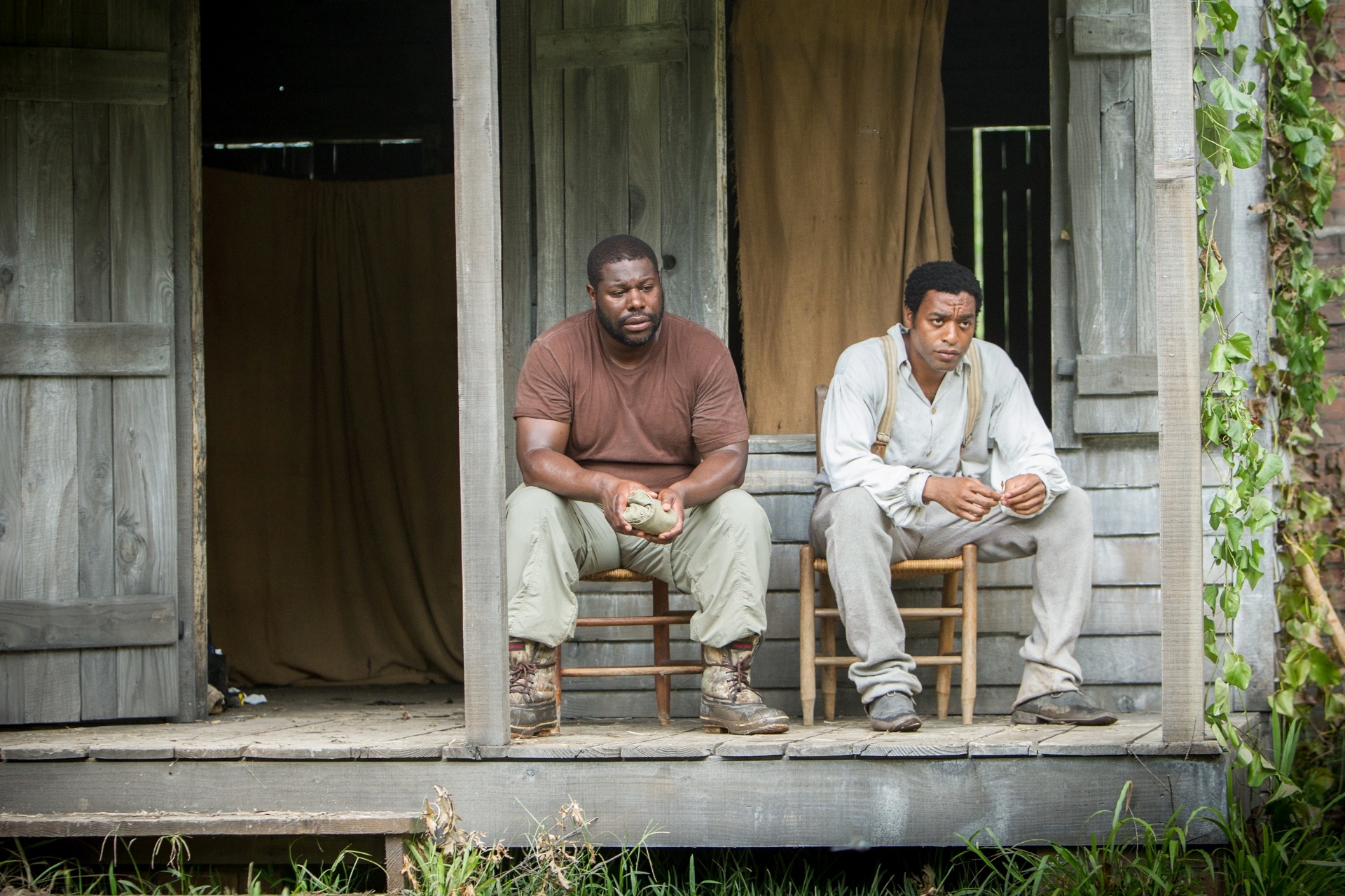 "12 Years a Slave", de Steve McQueen, é baseado nas memórias -- lançadas em 1853 -- de um negro livre que é vendido como escravo. O longo foi eleito o melhor filme do Festival de Toronto e é um dos favoritos na corrida pelo Oscar - Divulgação/Fox Pictures