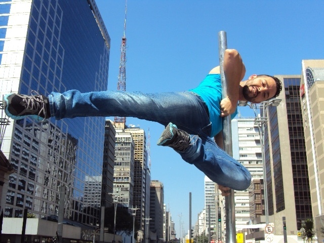 Fernando Pereira, 33 anos, cabeleireiro e estudante de Educação Física, de Cotia - Arquivo pessoal