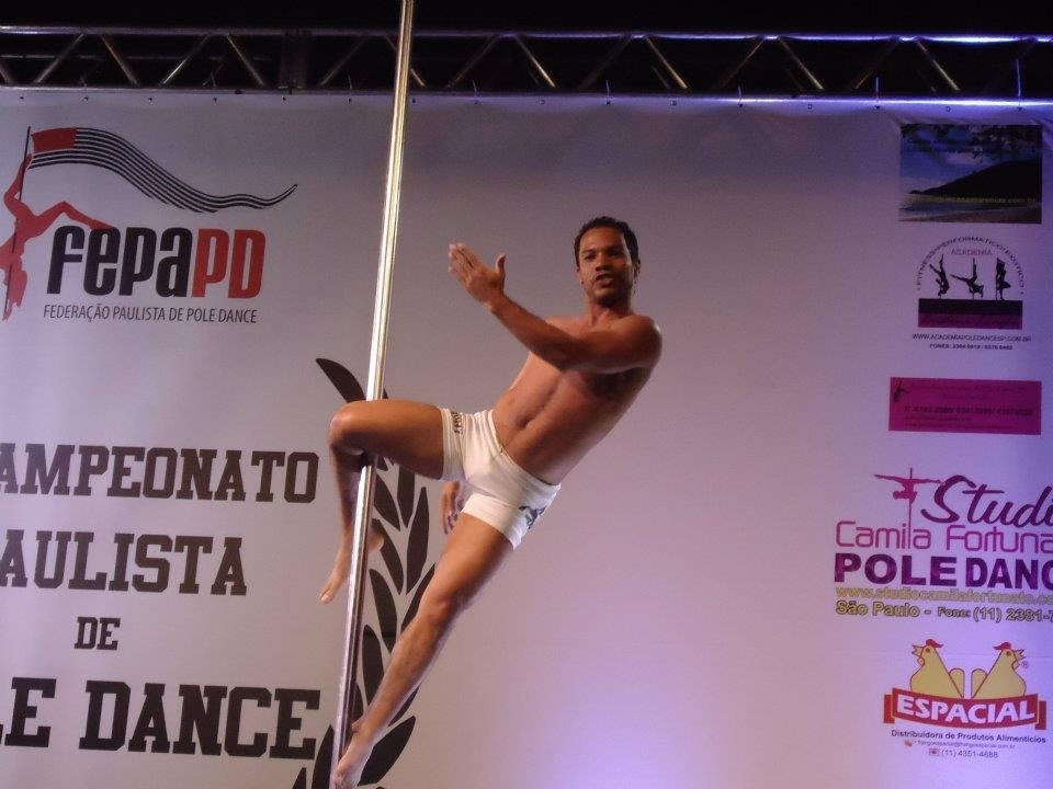 Jon Meneghel,28 anos, estudante de educação física, de Presidente Prudente (interior de São Paulo) - Arquivo pessoal