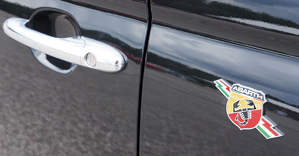 Fiat 500 Abarth - Eugênio Augusto Brito/UOL