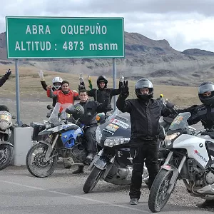 Viajante gaúcho atravessa de moto a América do Sul durante dez