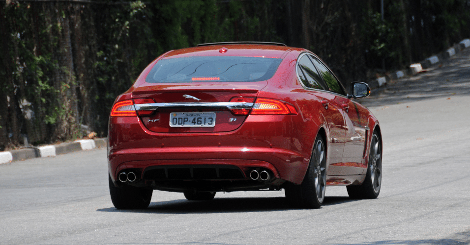 Jaguar XFR - Murilo Góes/UOL