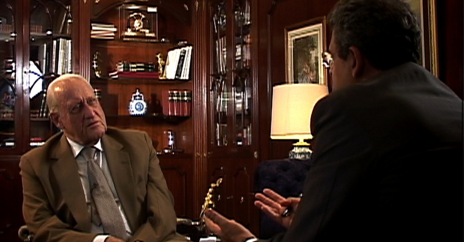 João Havelange é entrevistado por Ernesto Rodrigues durante a produção de sua biografia, 