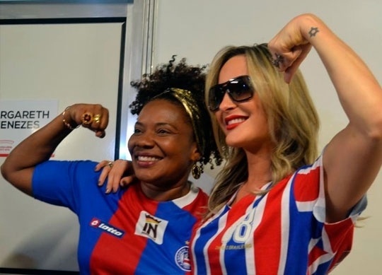Margareth Menezes e Claudia Leitte unidas na paixão pelo Bahia