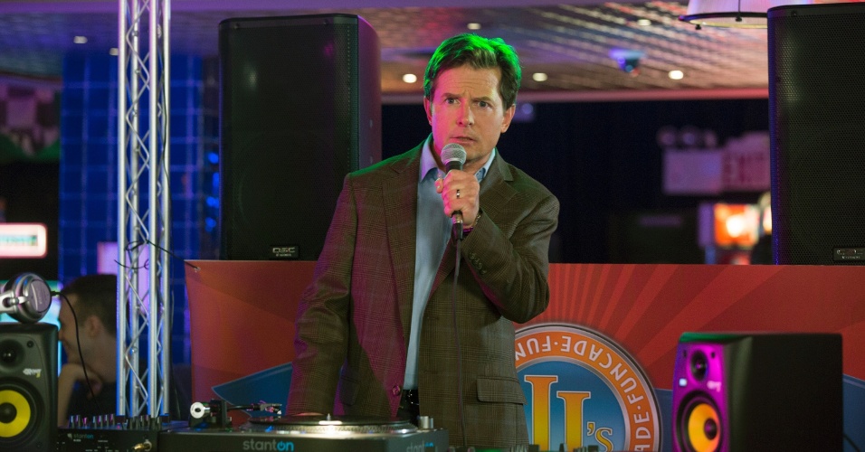 "The Michael J. Fox Show" é uma comédia familiar que mostra o dia a dia de Mike Henry, um ex-âncora da rede NBC que abandonou a carreira devido ao mal de Parkinson